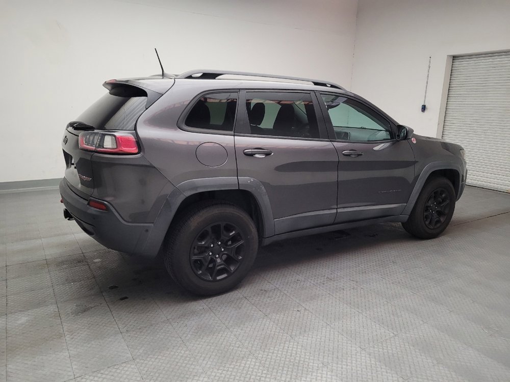 Used 2019 Jeep Cherokee Trailhawk image 10
