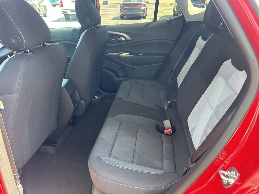 New 2026 Chevrolet Trax LS image 14