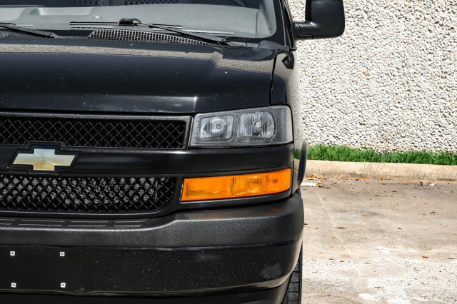 Used 2021 Chevrolet Express 2500 w/ Driver Convenience Package image 42