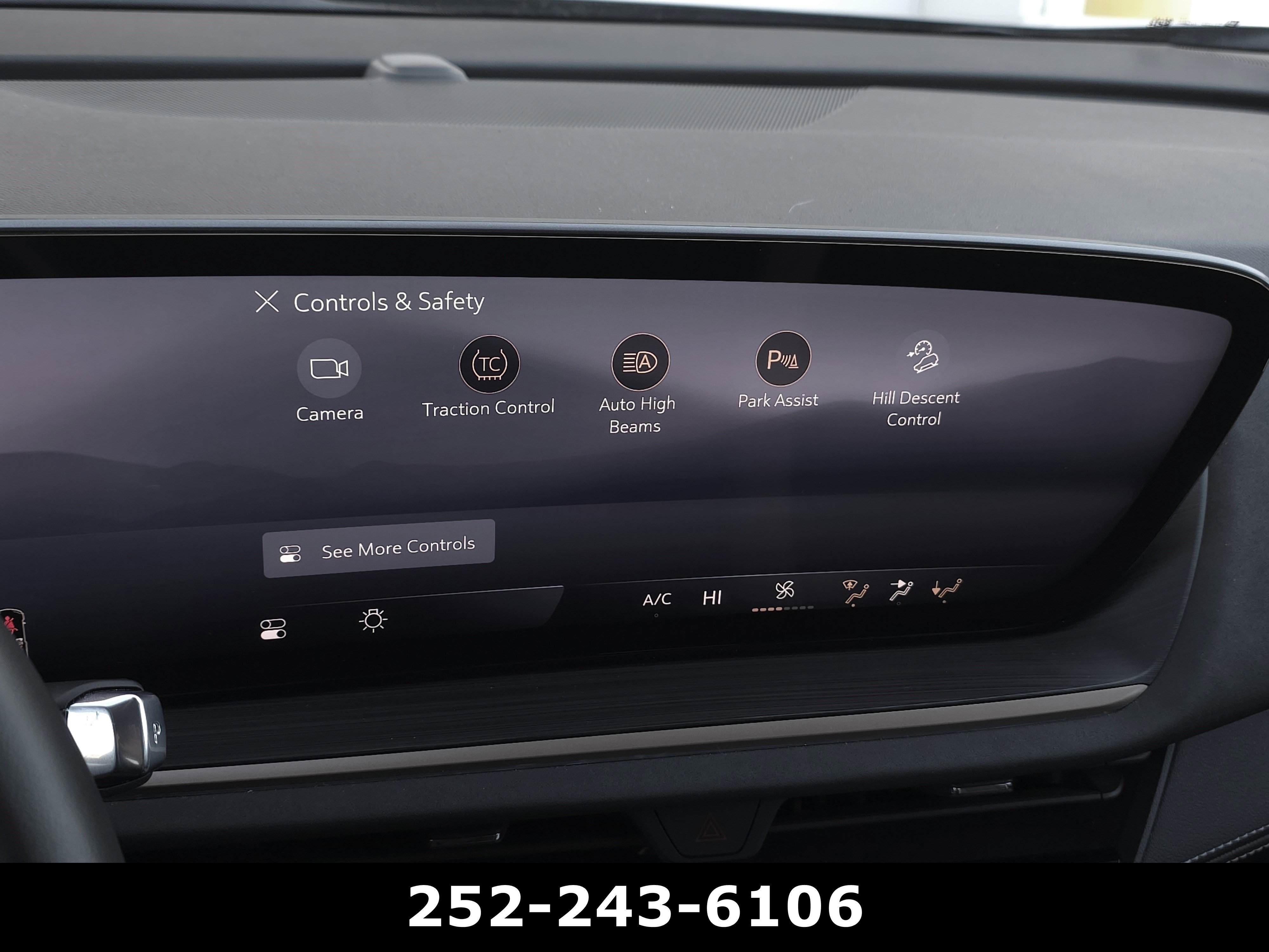 Used 2025 Buick Envision Sport Touring image 21