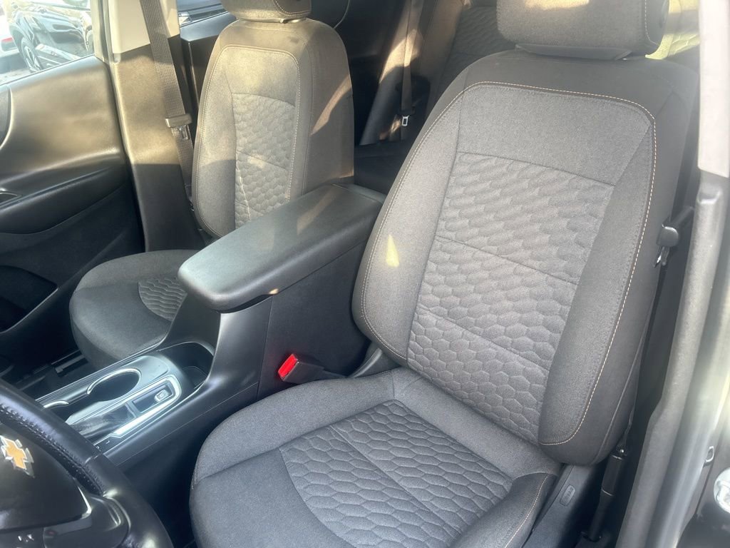 Used 2020 Chevrolet Equinox LT image 24