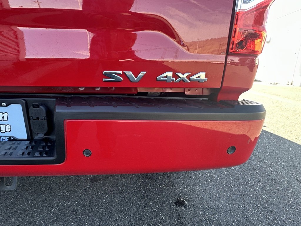 Used 2021 Nissan Titan SV w/ SV Convenience Package image 27
