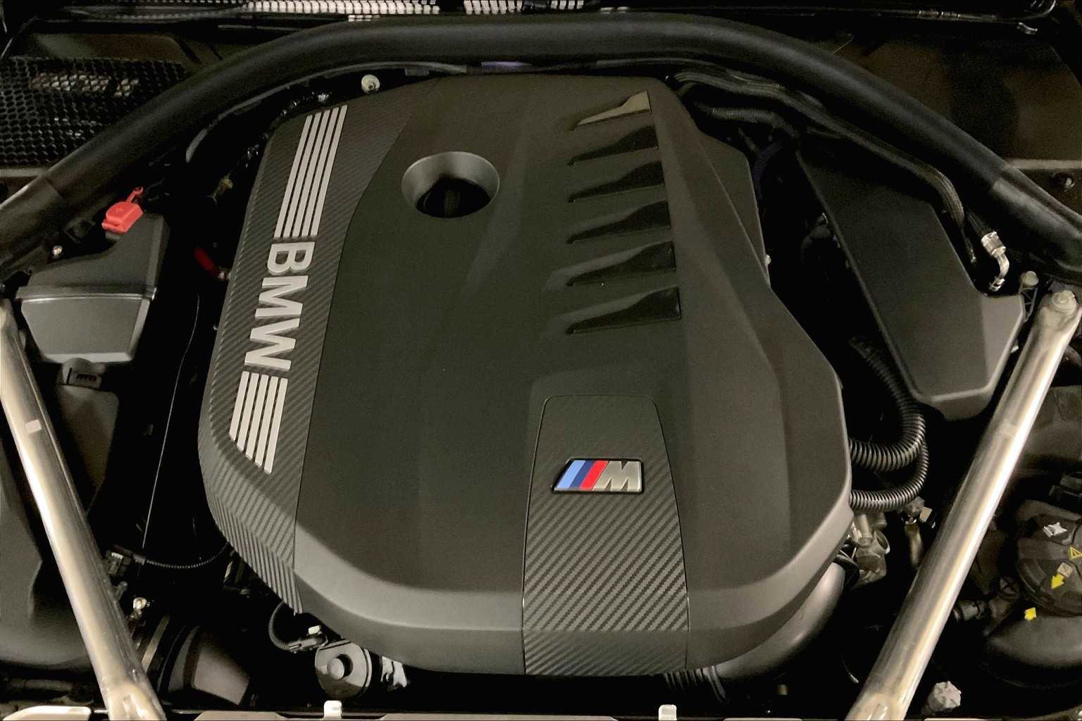 Certified 2026 BMW M440i Convertible w/ Premium Package image 17