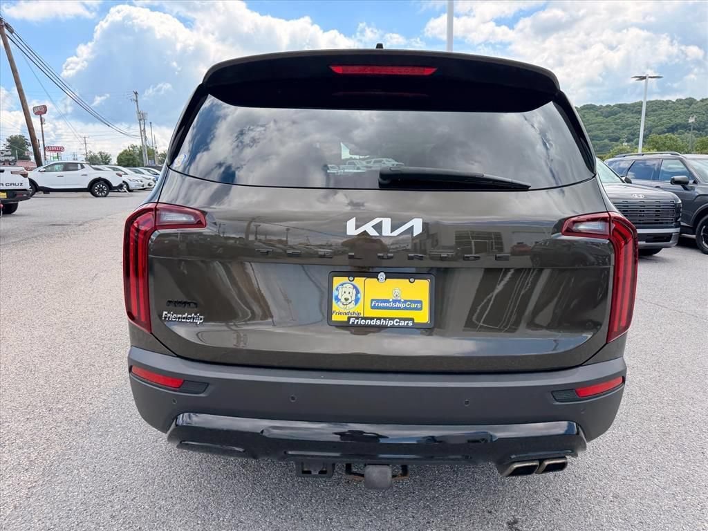 Used 2022 Kia Telluride EX w/ EX Premium Package AWD/4WD image 13