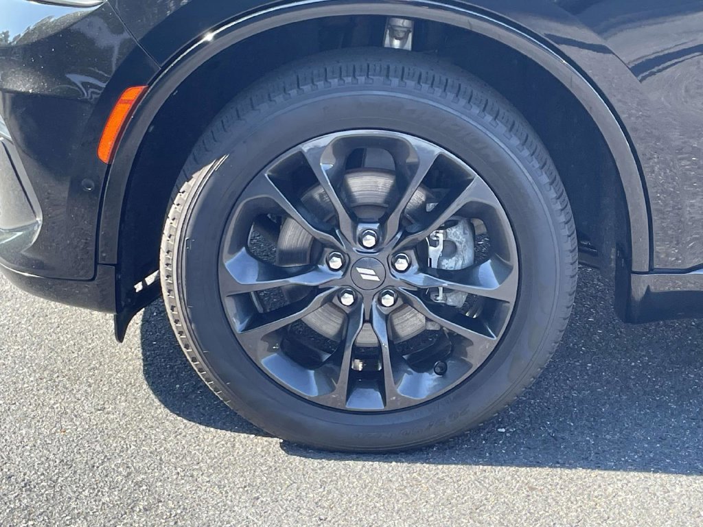 Used 2023 Dodge Durango GT AWD/4WD image 12