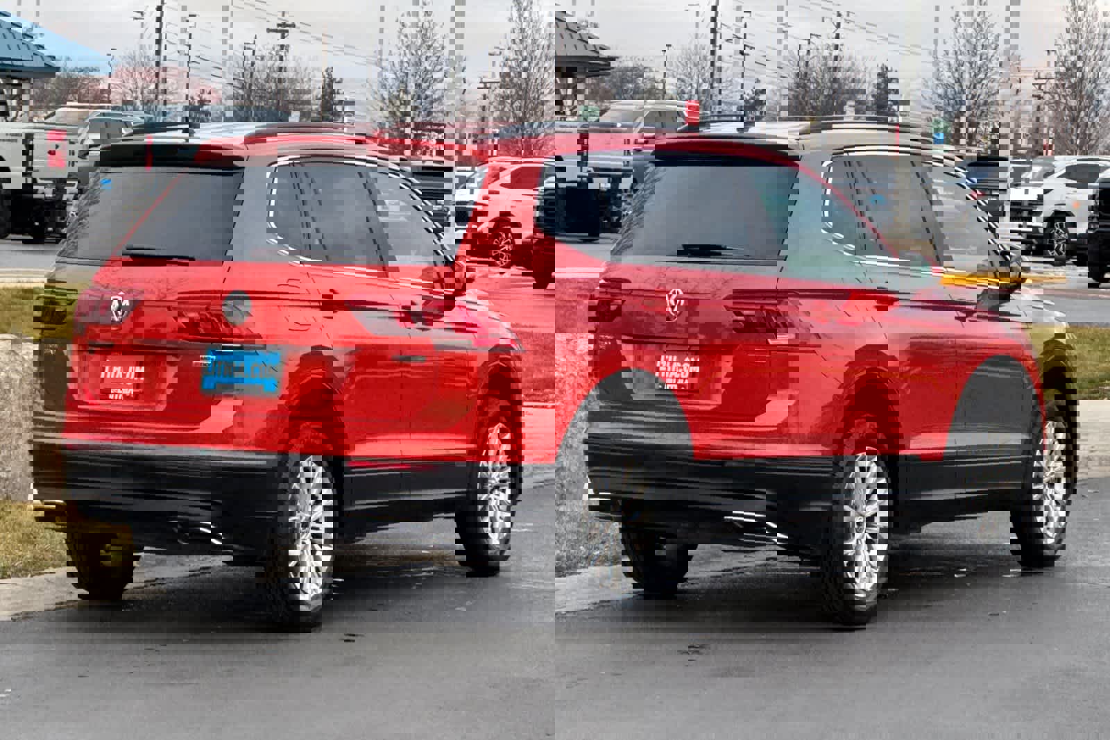 Used 2019 Volkswagen Tiguan SE image 2