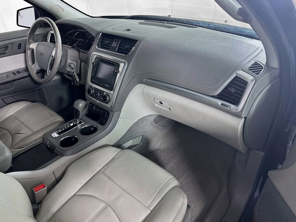 Used 2014 GMC Acadia SLT image 31