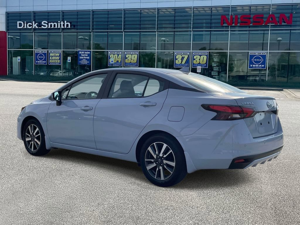 Used 2025 Nissan Versa SV w/ Trunk Package image 4