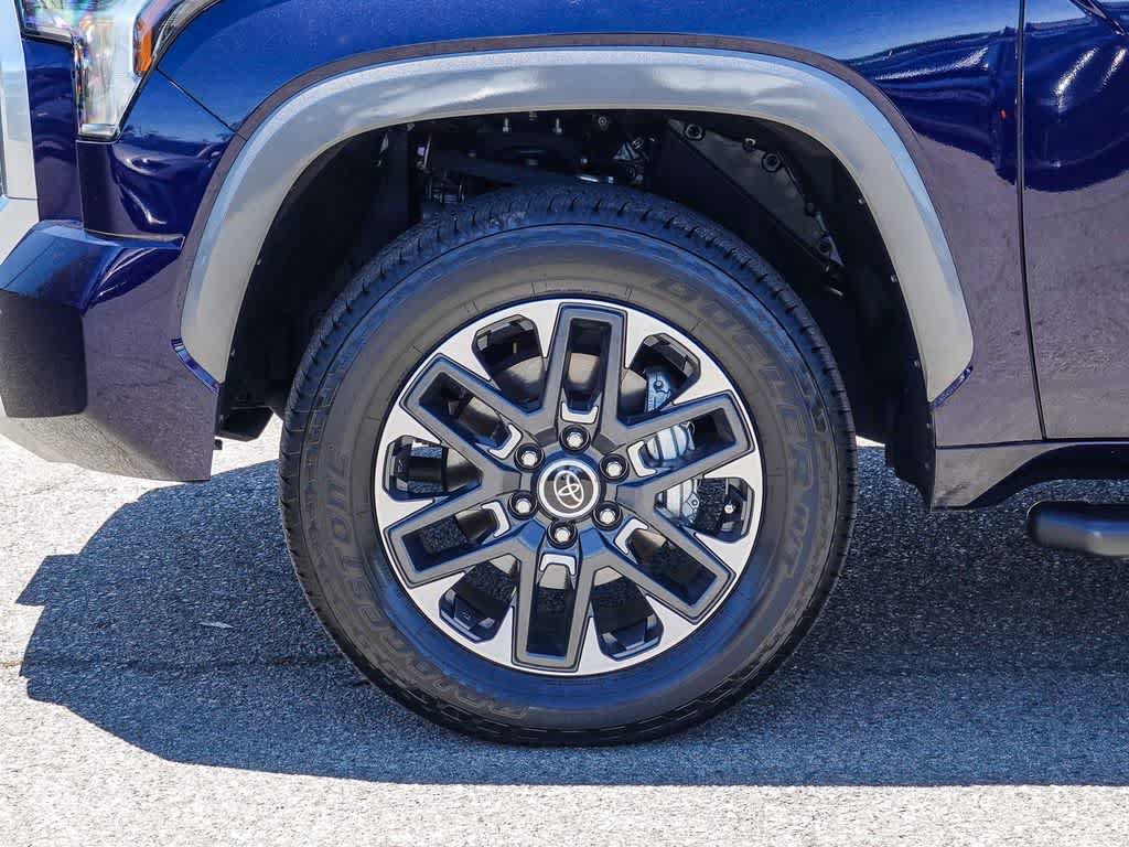 Used 2023 Toyota Tundra Limited AWD/4WD image 9