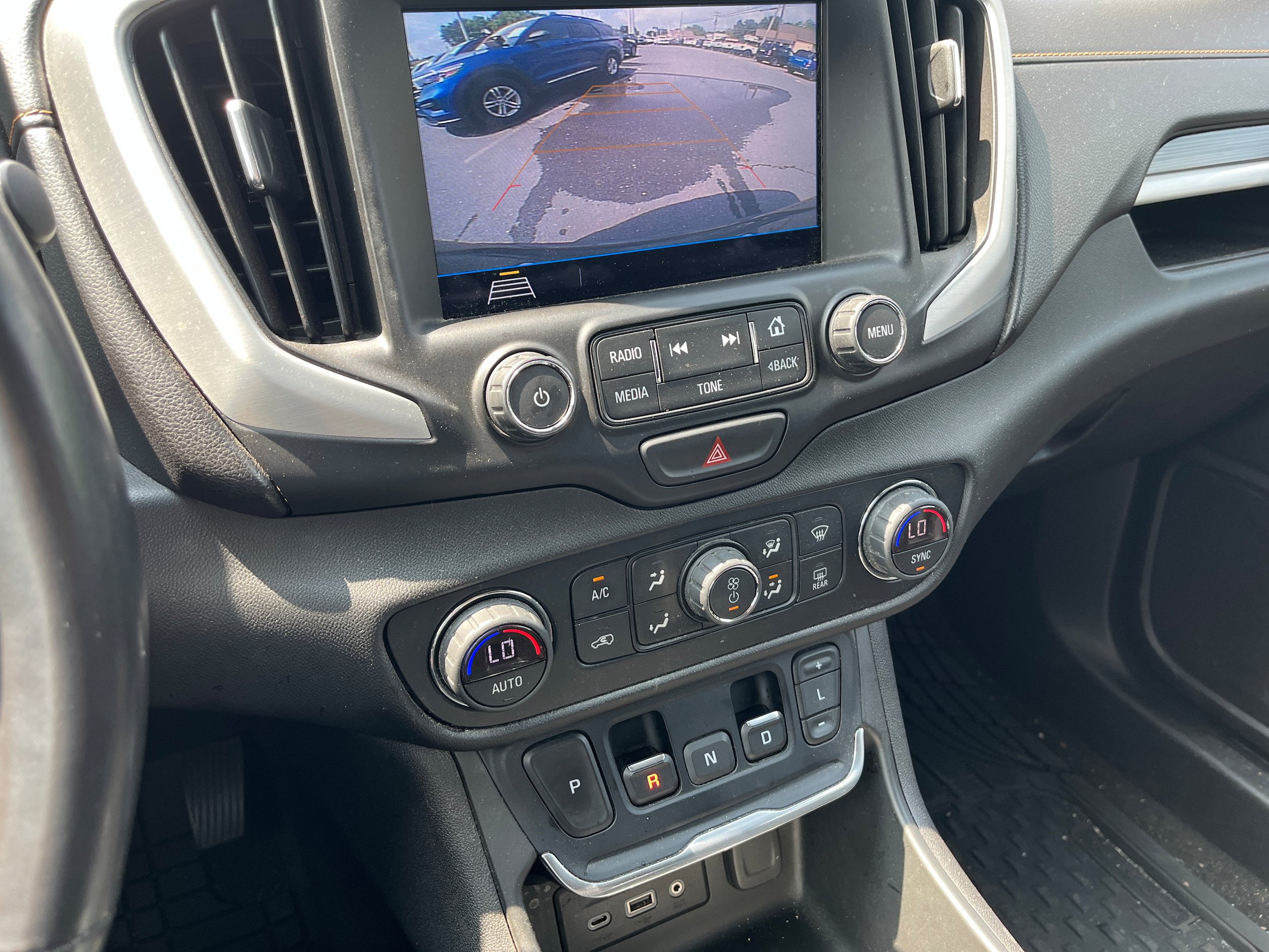 Used 2018 GMC Terrain SLT w/ Preferred Package AWD/4WD image 17