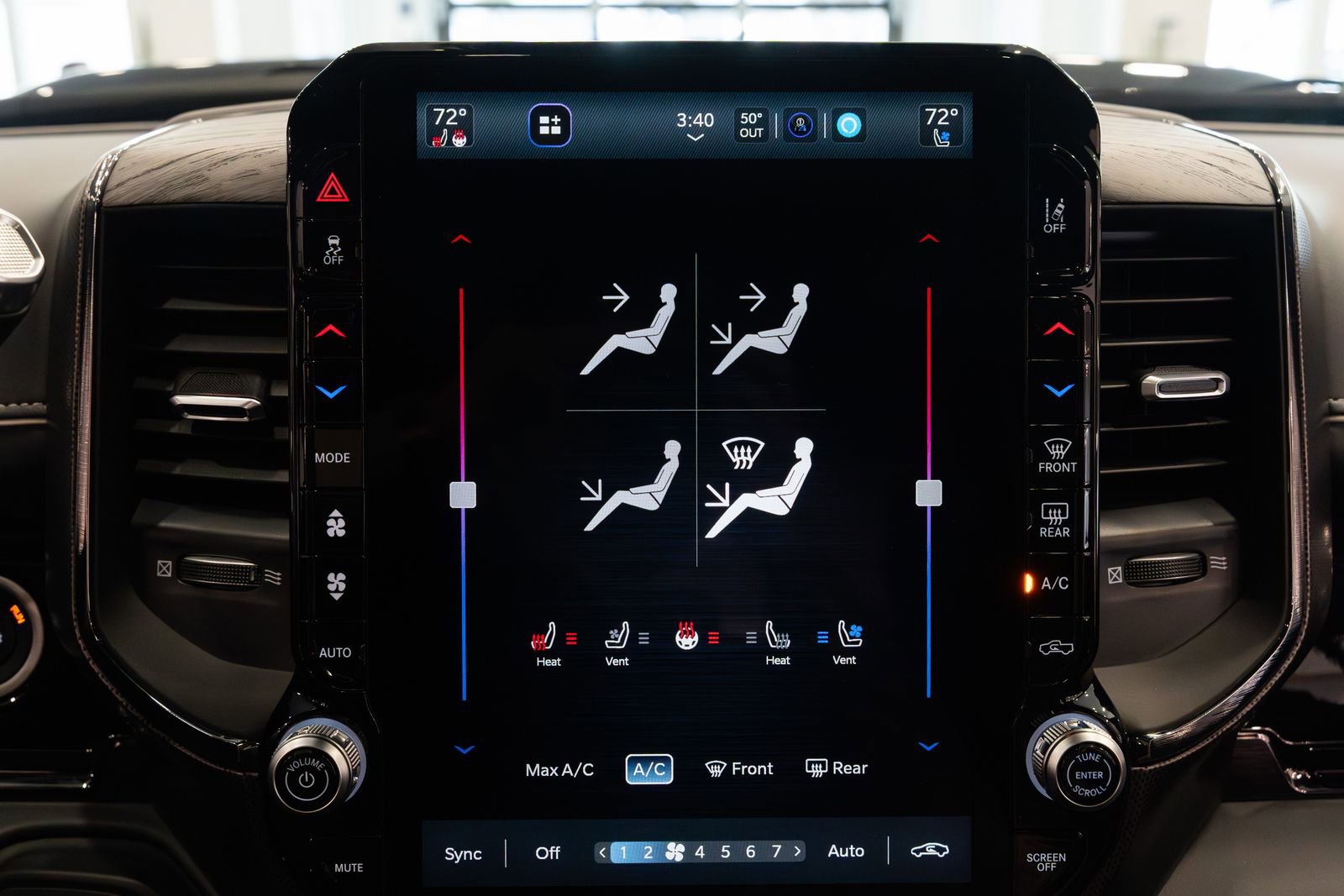 Used 2026 RAM 2500 Limited image 15