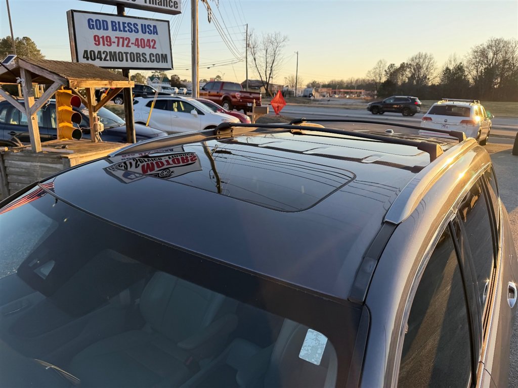 Used 2017 Honda Pilot Elite image 11