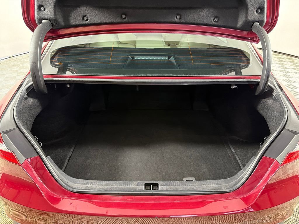 Used 2019 Toyota Camry LE w/ Sunroof Package image 19