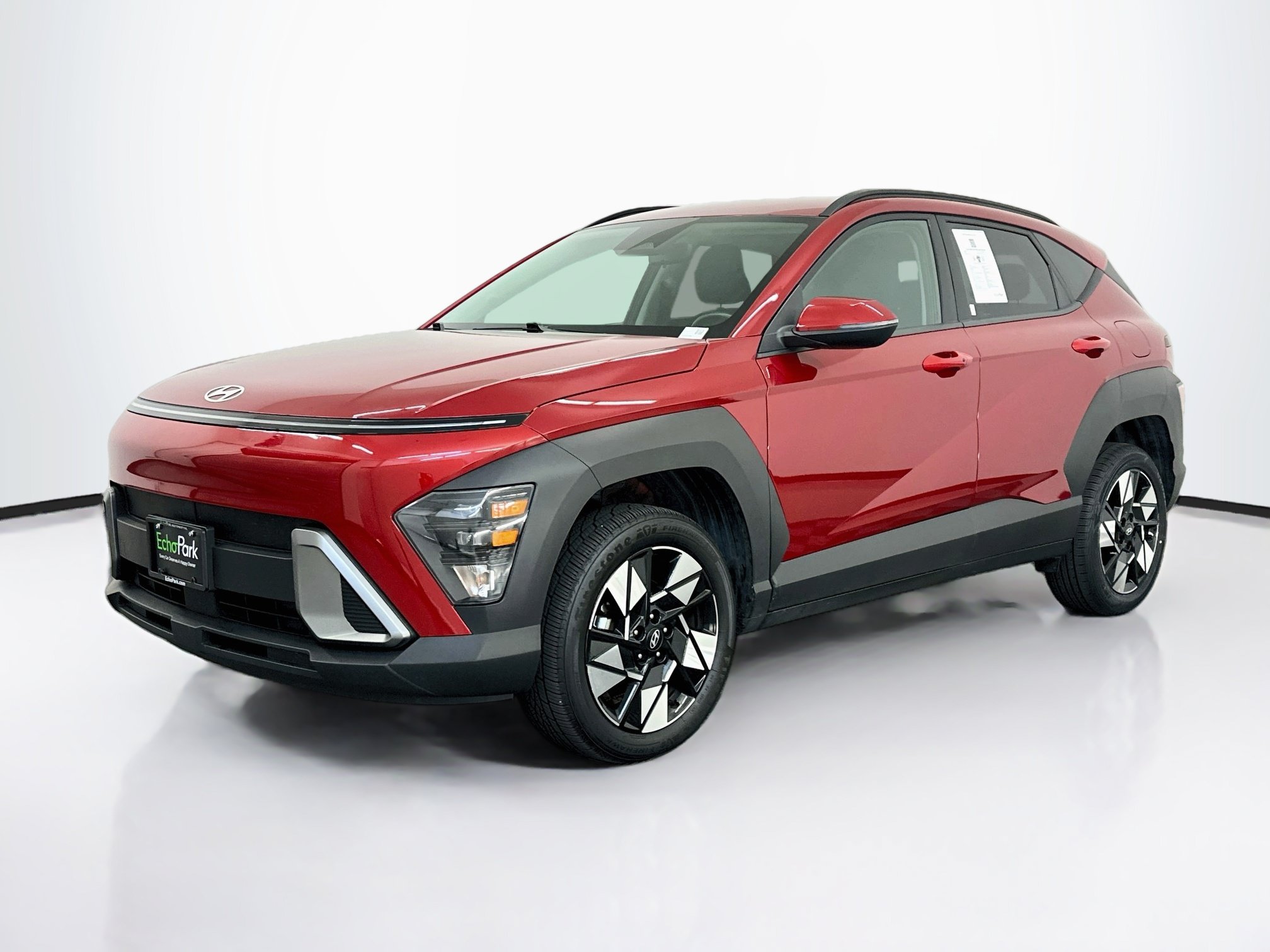 Used 2025 Hyundai Kona SEL AWD/4WD image 3