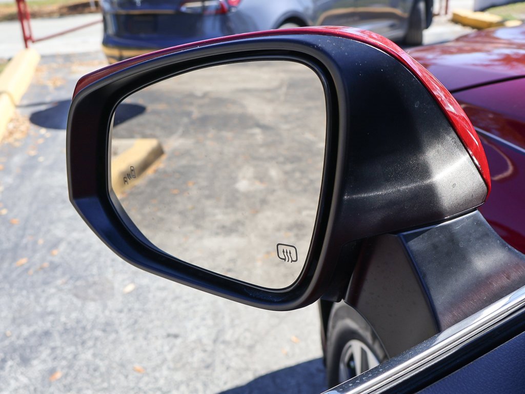 Used 2023 Toyota Highlander XLE image 40