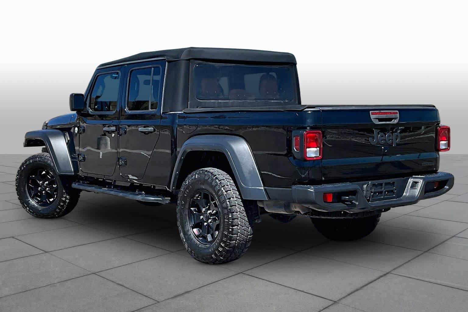 Used 2020 Jeep Gladiator Sport w/ Quick Order Package 24S AWD/4WD image 11