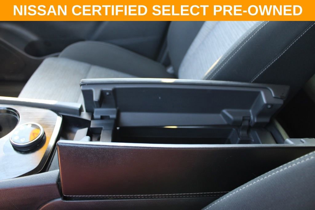 Certified 2023 Nissan Rogue SV image 41