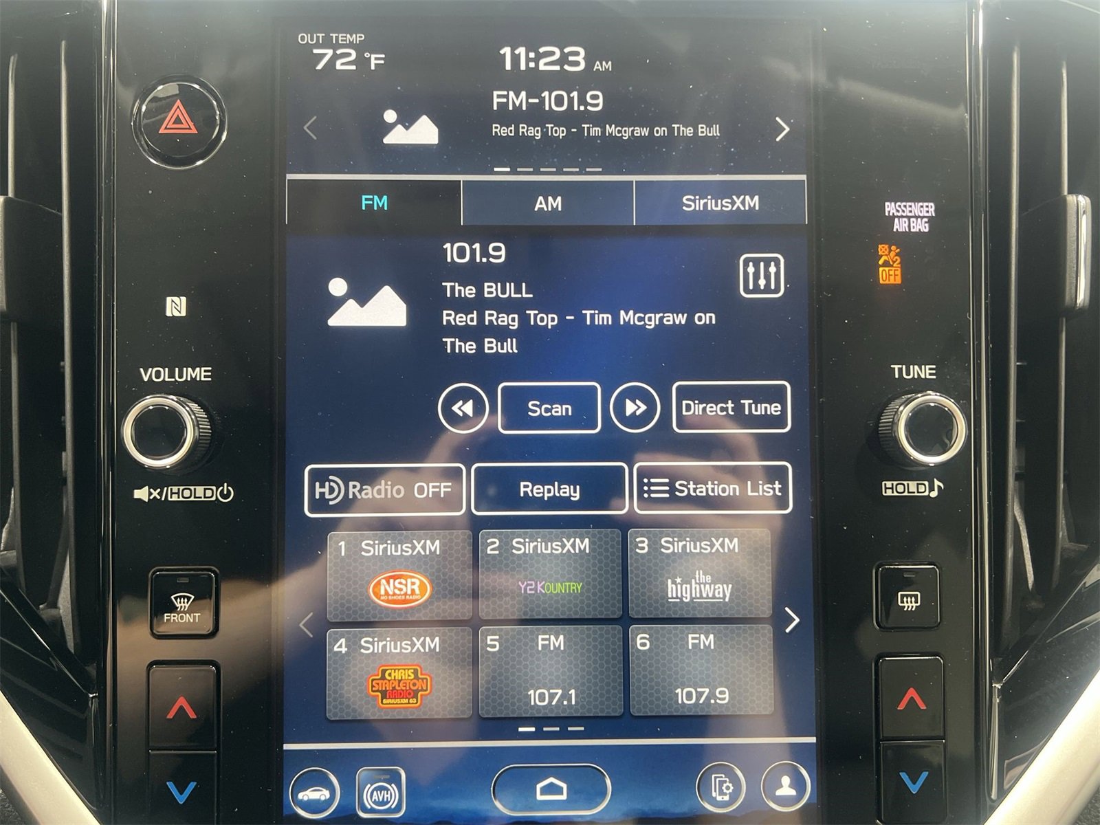 Used 2024 Subaru Ascent Limited w/ Technology Package image 16