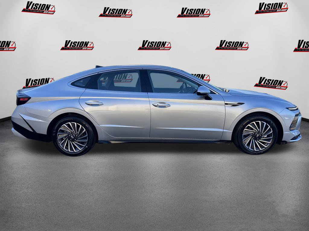 New 2026 Hyundai Sonata SEL FWD image 6