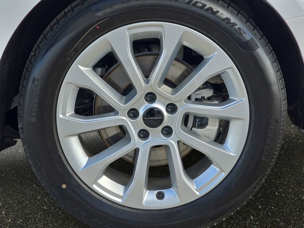 New 2026 Land Rover Range Rover Sport Dynamic SE AWD/4WD image 35