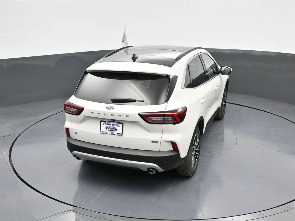 New 2025 Ford Escape SE FWD image 32