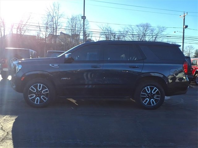 Used 2023 GMC Yukon AT4 w/ LPO, Floor Liner Package image 6