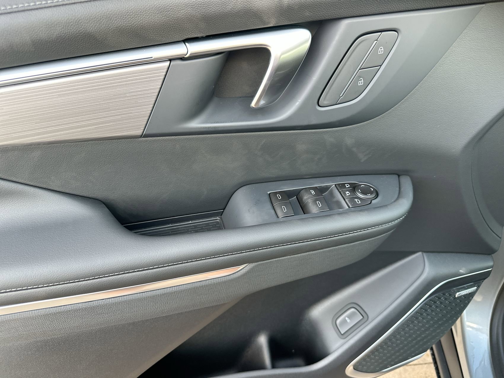 New 2026 Buick Enclave Preferred FWD image 13