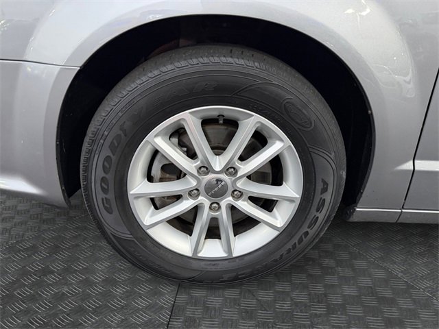 Used 2013 Dodge Grand Caravan SXT w/ UConnect Hands-Free Group image 13