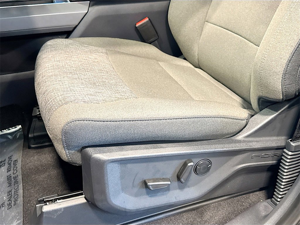 Used 2024 Ford F150 XLT w/ Equipment Group 303A High image 17