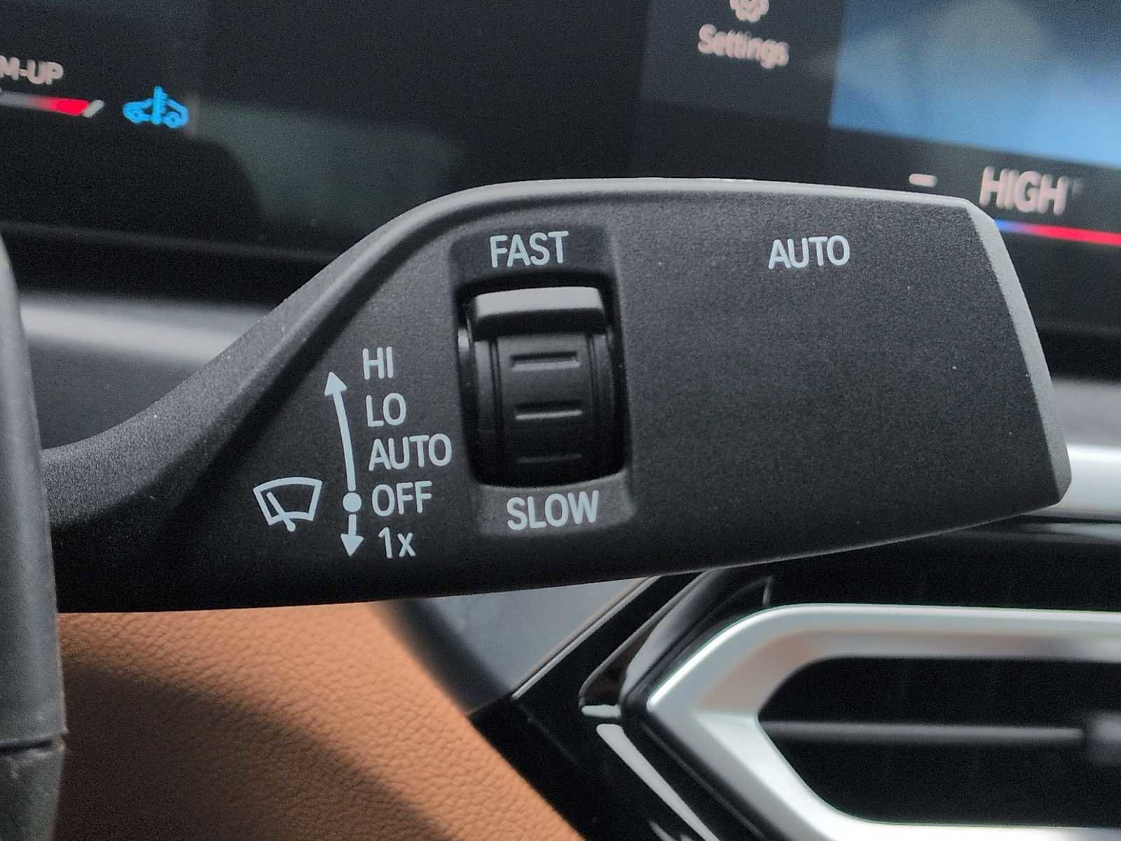 Used 2024 BMW 330i xDrive 330i xDrive w/ Convenience Package image 34