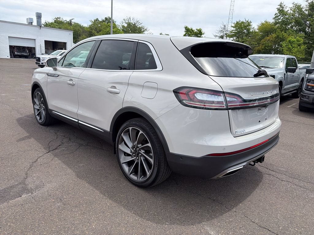 Certified 2023 Lincoln Nautilus Reserve w/ Equipment Group 202A AWD/4WD image 3