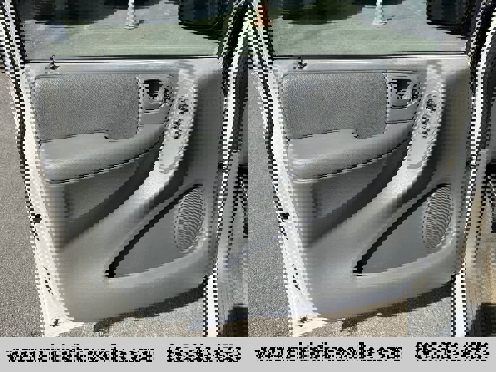 Used 2006 Chrysler Town & Country image 13