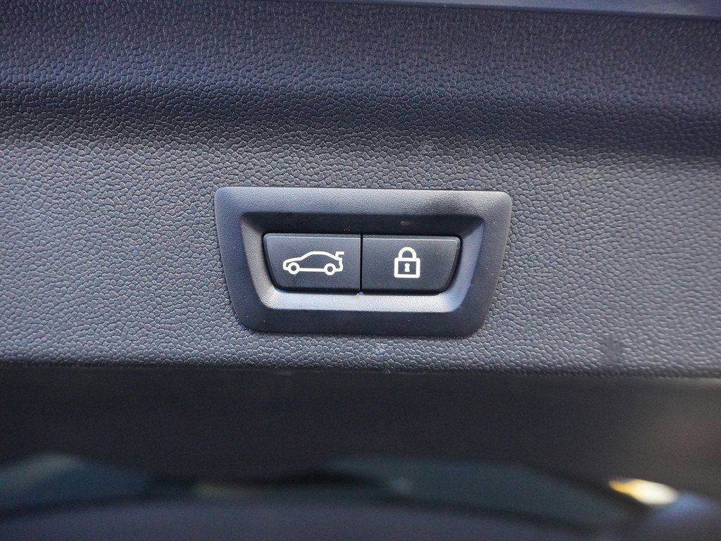 Used 2022 MINI Cooper Countryman S w/ Premium Package image 19