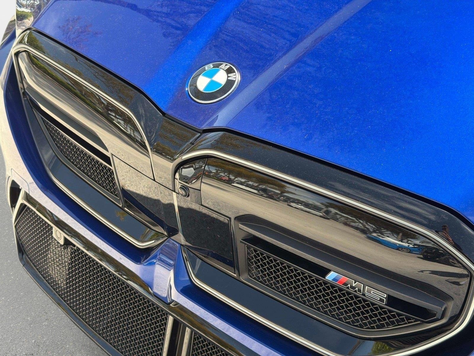 Used 2025 BMW M5 AWD/4WD image 10