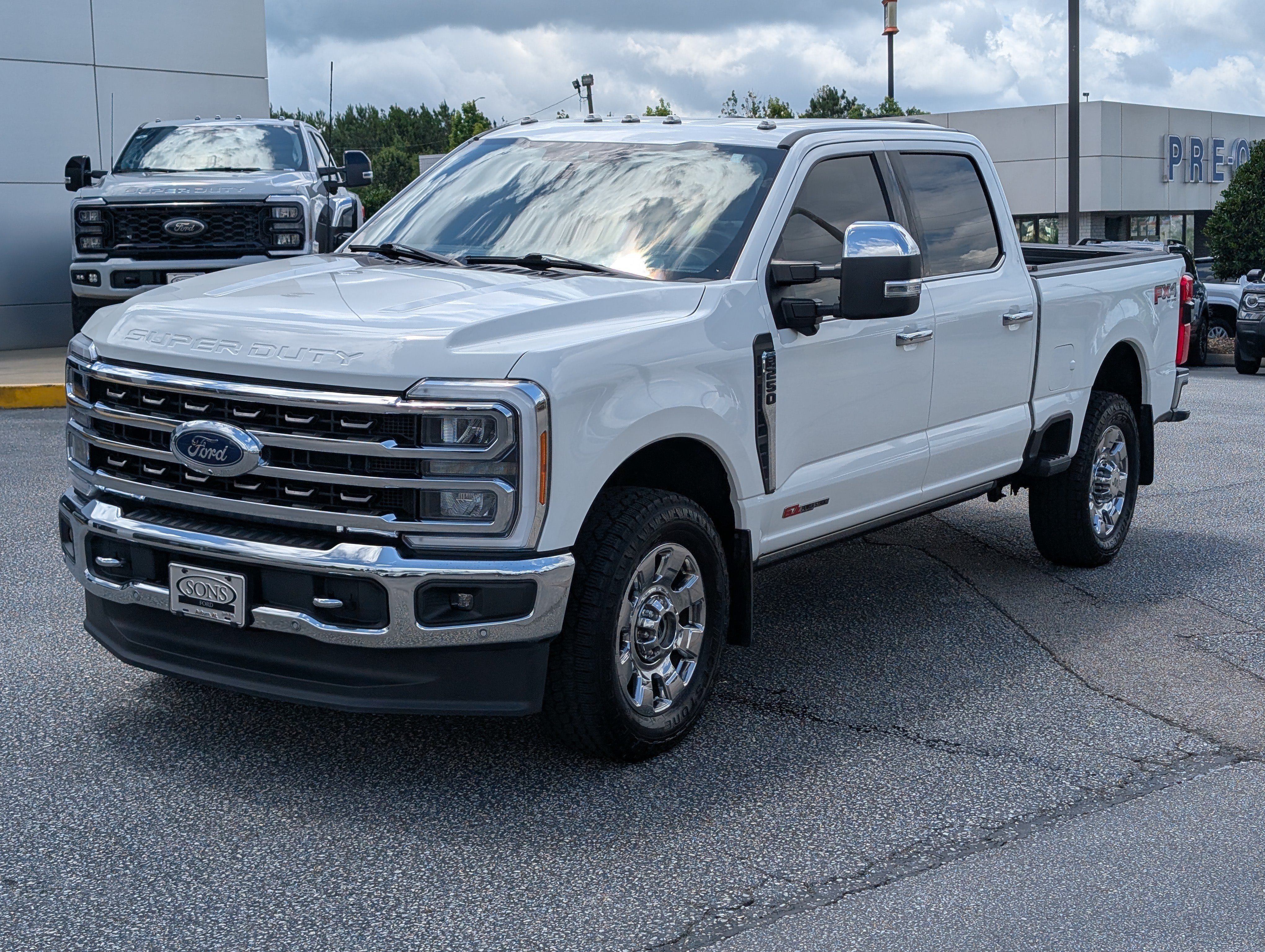Certified 2023 Ford F250 King Ranch w/ Chrome Package AWD/4WD image 2