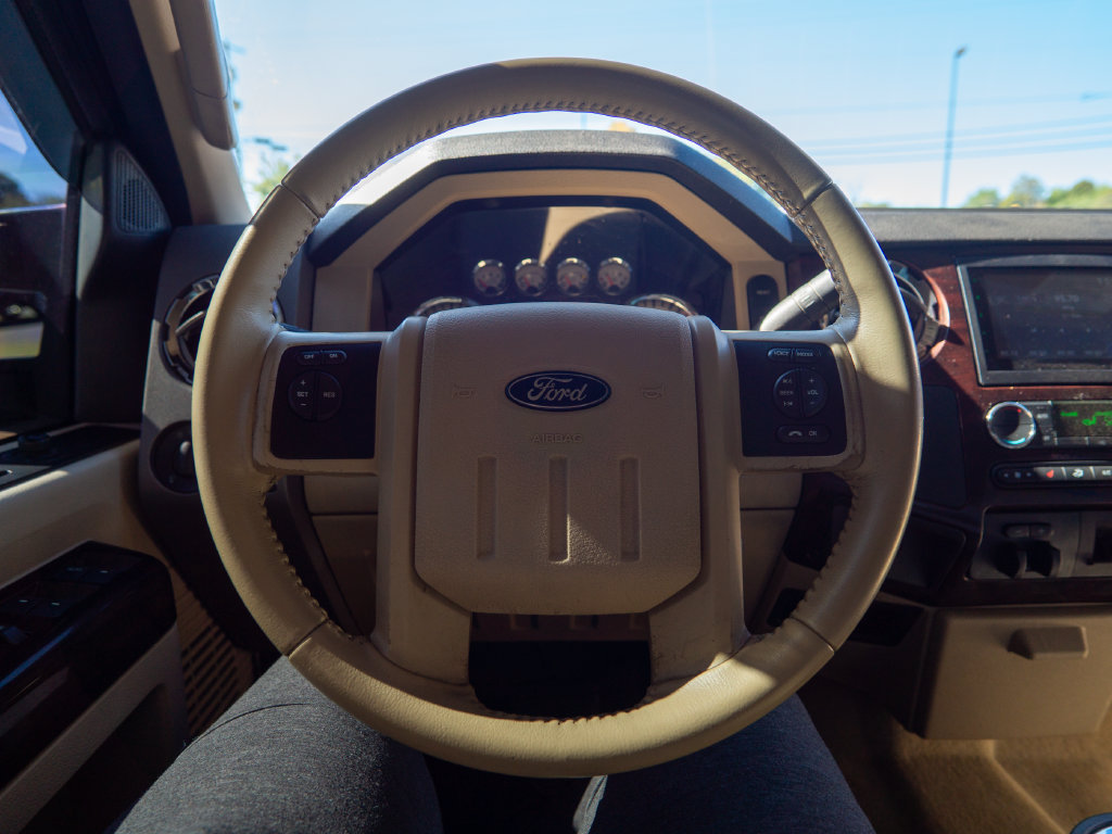 Used 2010 Ford F250 Lariat AWD/4WD image 21