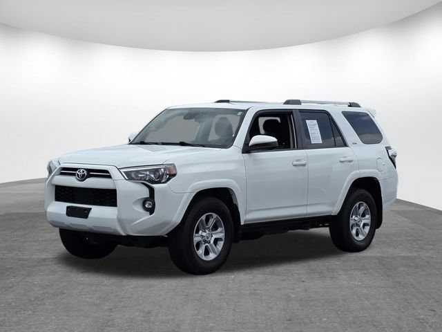 Used 2022 Toyota 4Runner SR5 RWD image 7