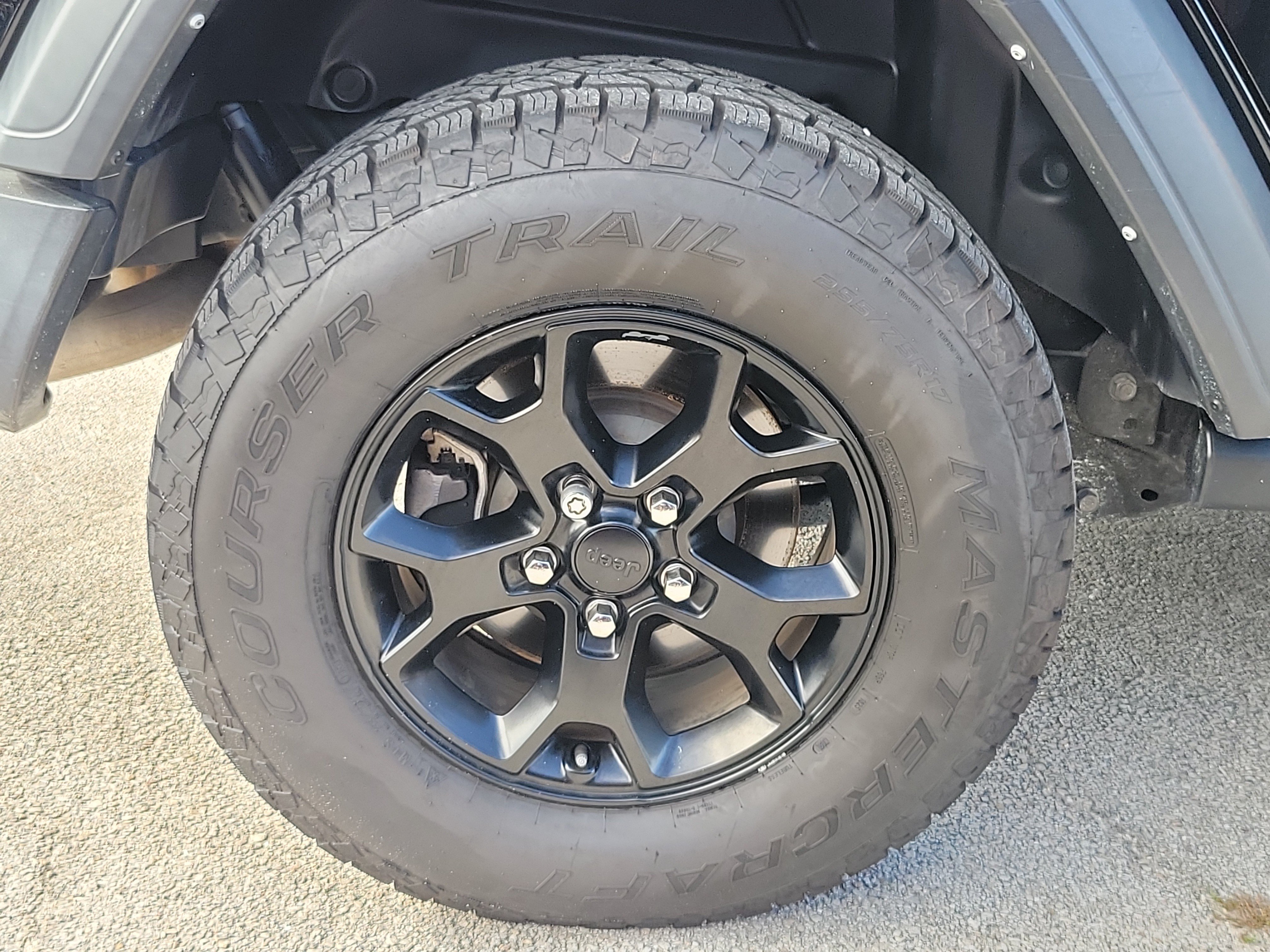 Used 2021 Jeep Wrangler Unlimited Sport AWD/4WD image 5