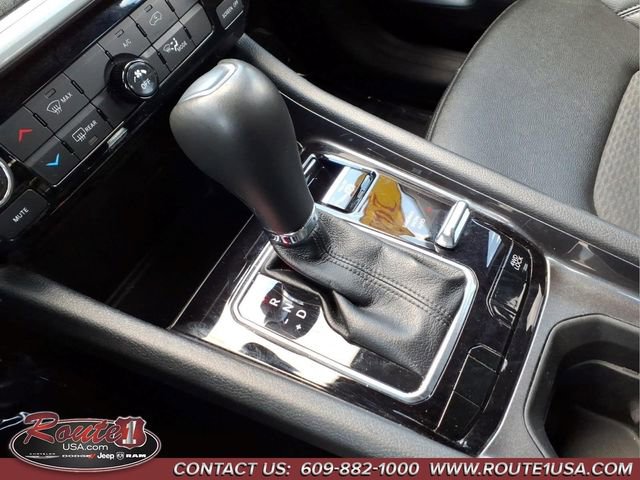 Used 2024 Jeep Compass Latitude AWD/4WD image 19