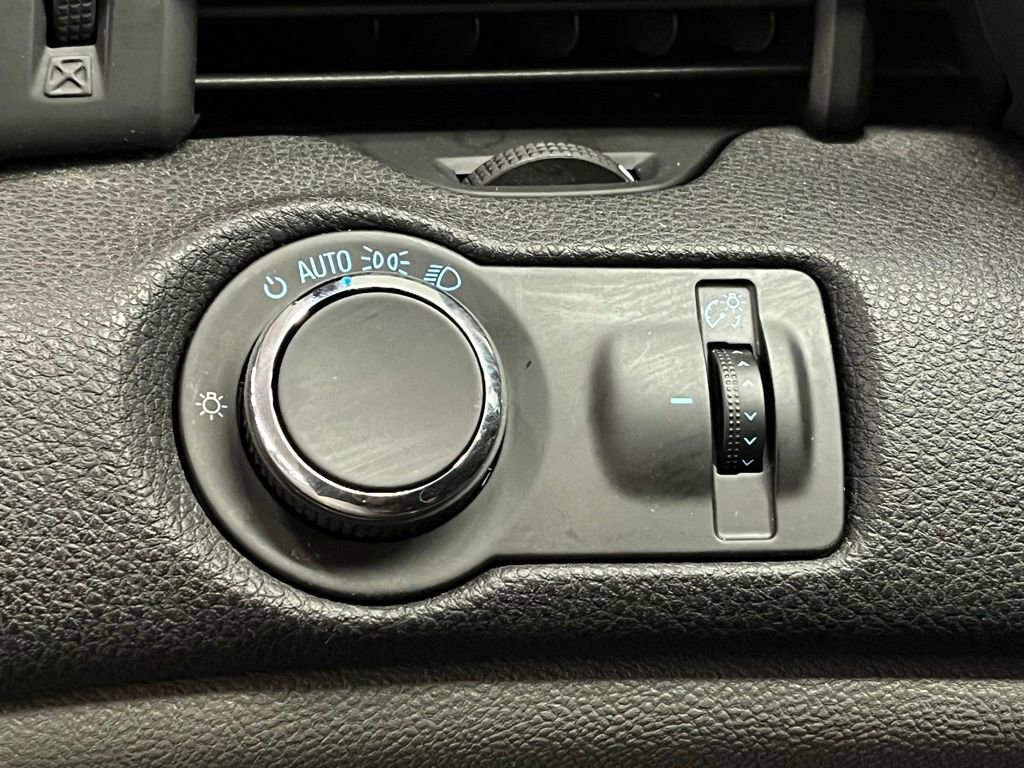 Used 2016 Chevrolet Malibu LS image 12