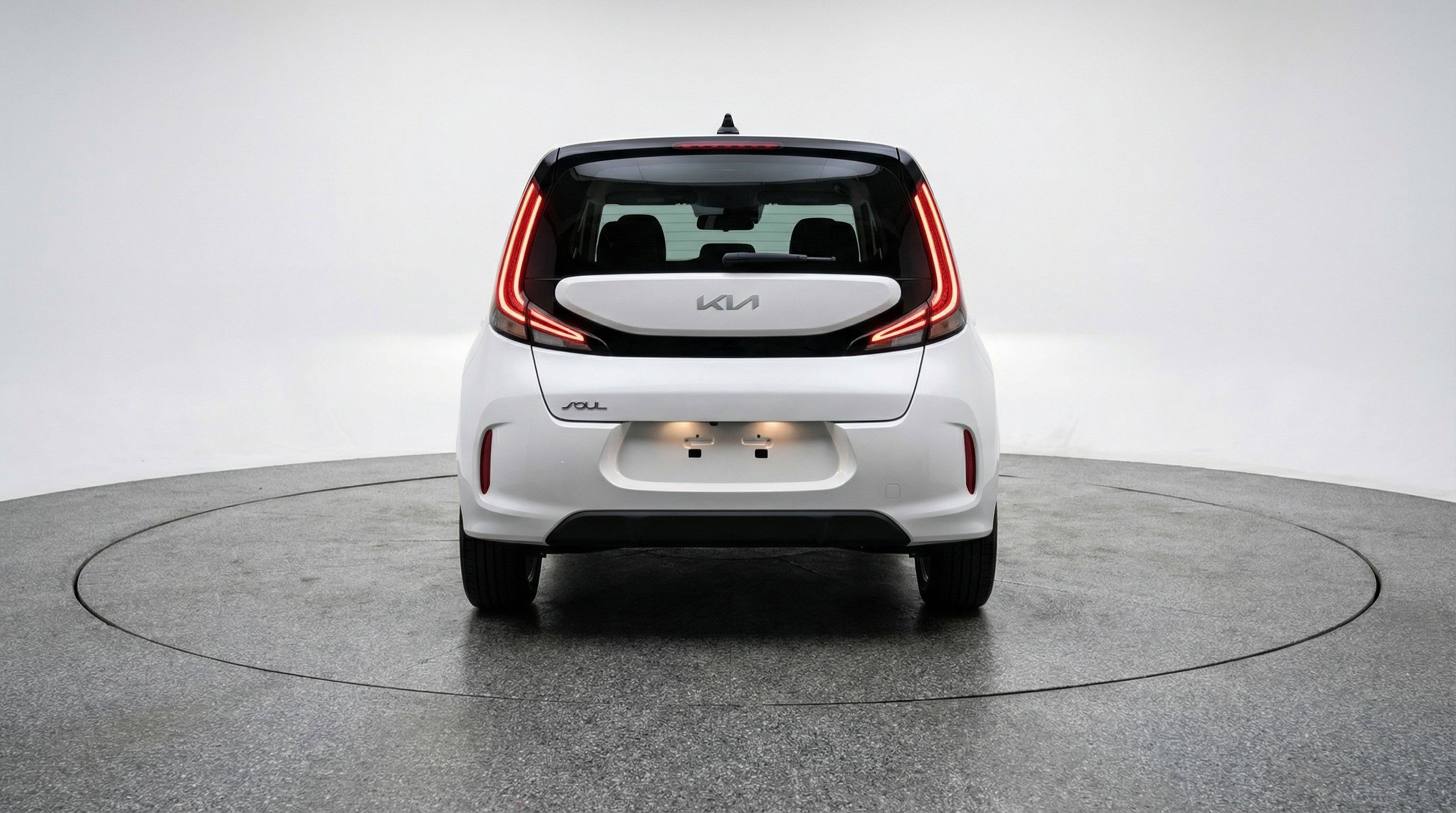 Used 2025 Kia Soul LX w/ LX Technology Package image 7