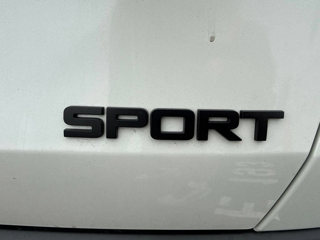 Used 2024 Honda HR-V Sport image 4