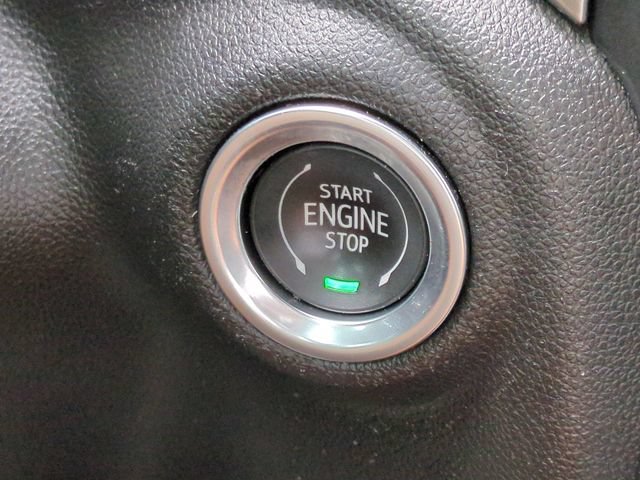 Used 2022 Chevrolet Silverado 1500 LT Trail Boss w/ Bed Protection Package AWD/4WD image 34