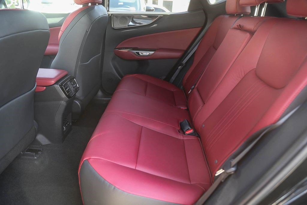 Used 2024 Lexus NX 250 FWD image 17