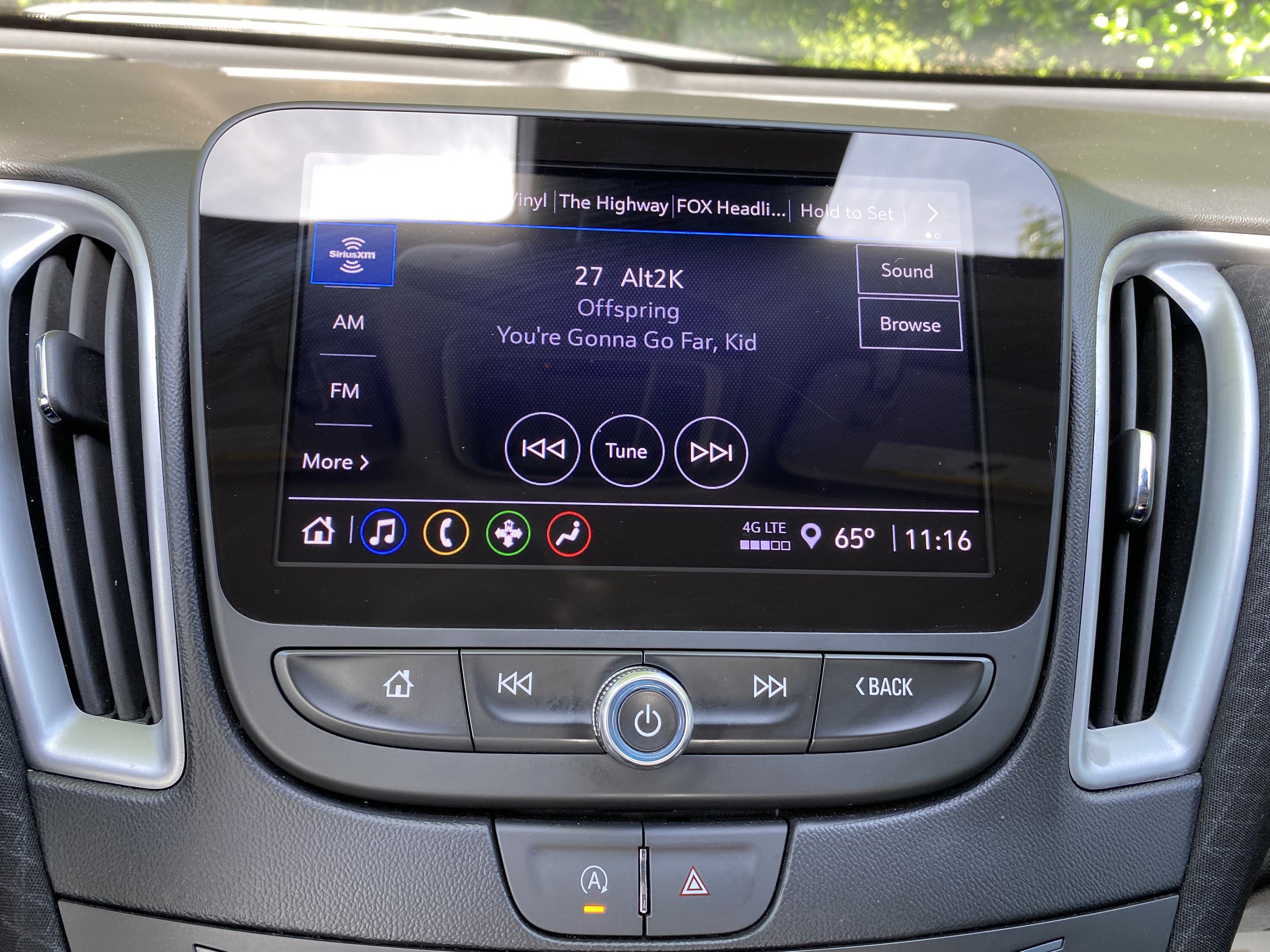 Used 2023 Chevrolet Malibu LT FWD image 25