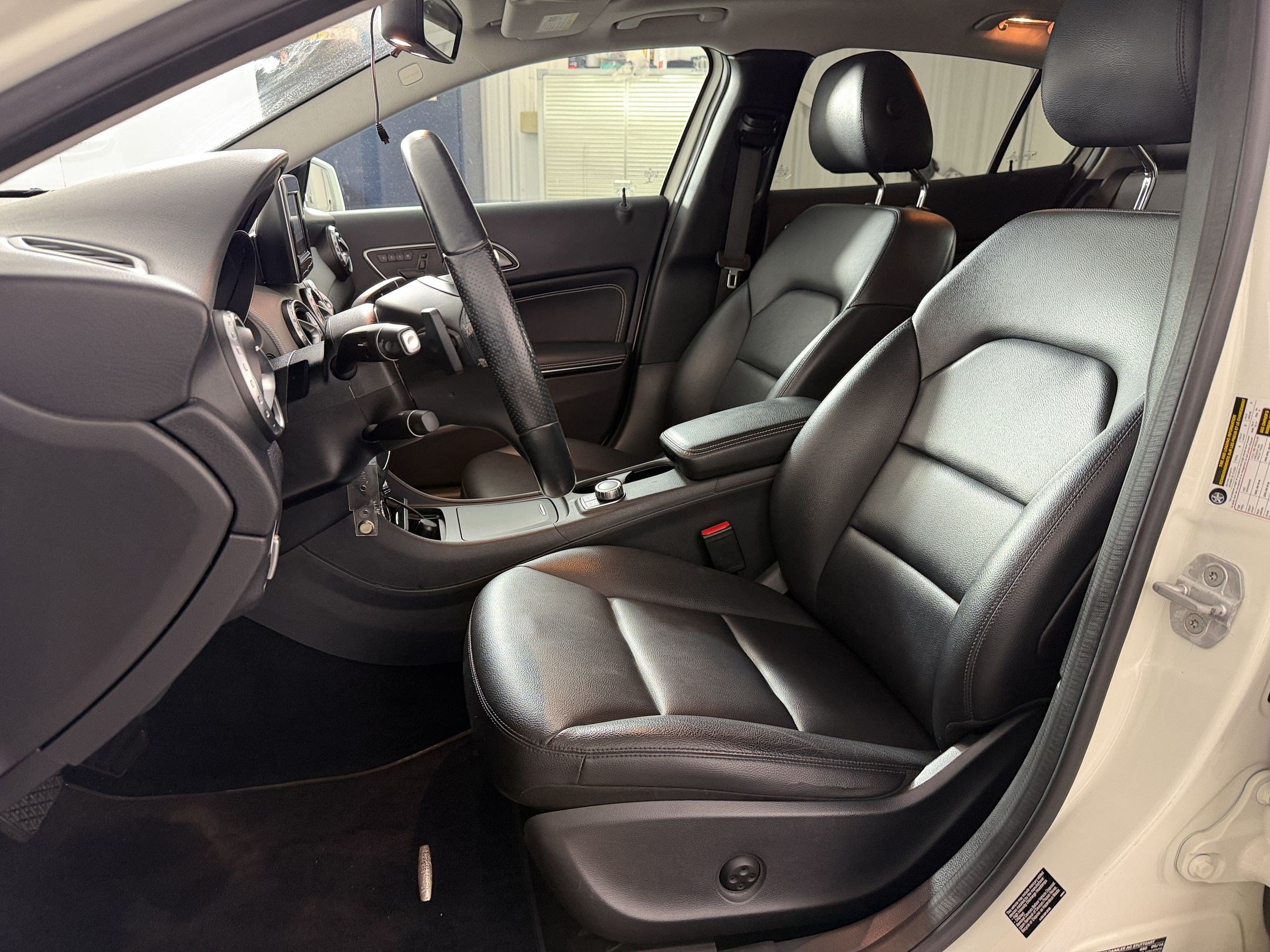 Used 2015 Mercedes-Benz GLA 250 4MATIC image 5