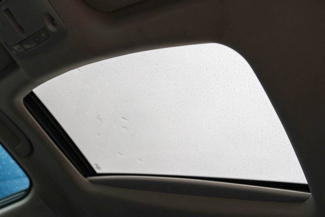 Used 2018 Nissan Maxima Platinum image 12