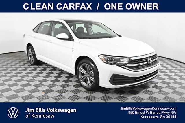 Certified 2022 Volkswagen Jetta SE image 1