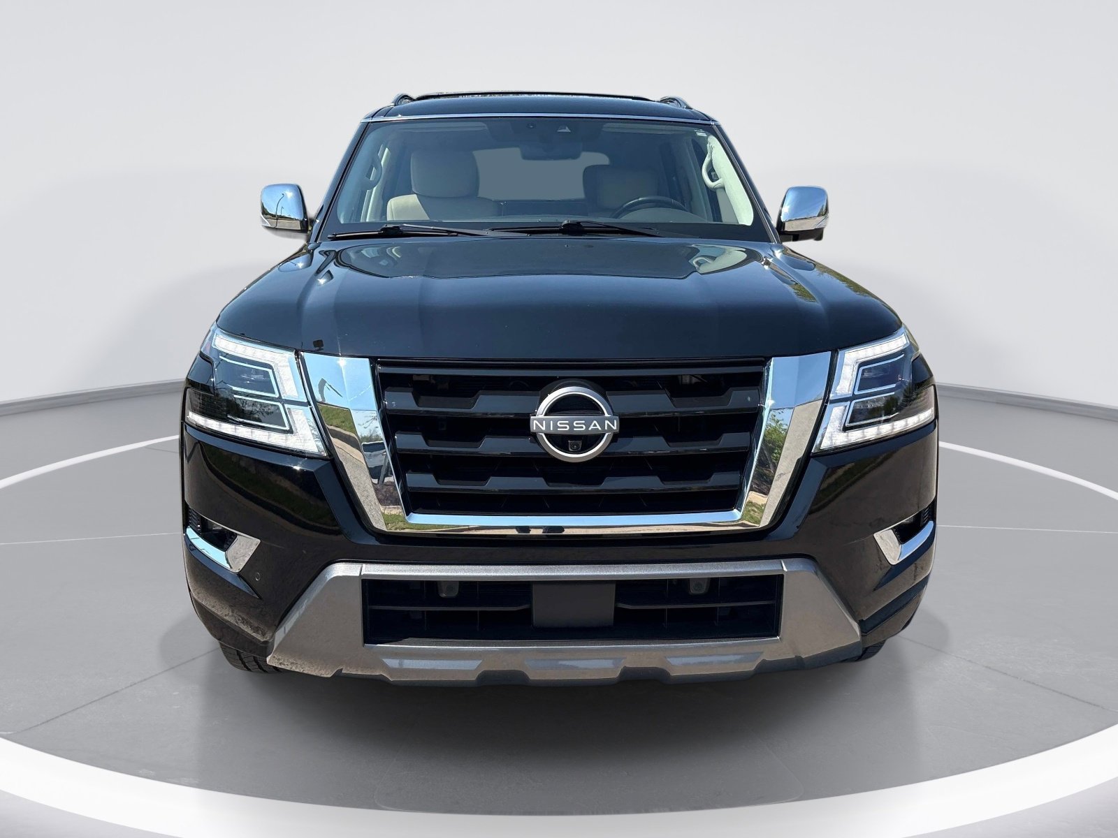 Used 2022 Nissan Armada Platinum w/ Captain's Chairs Package image 2