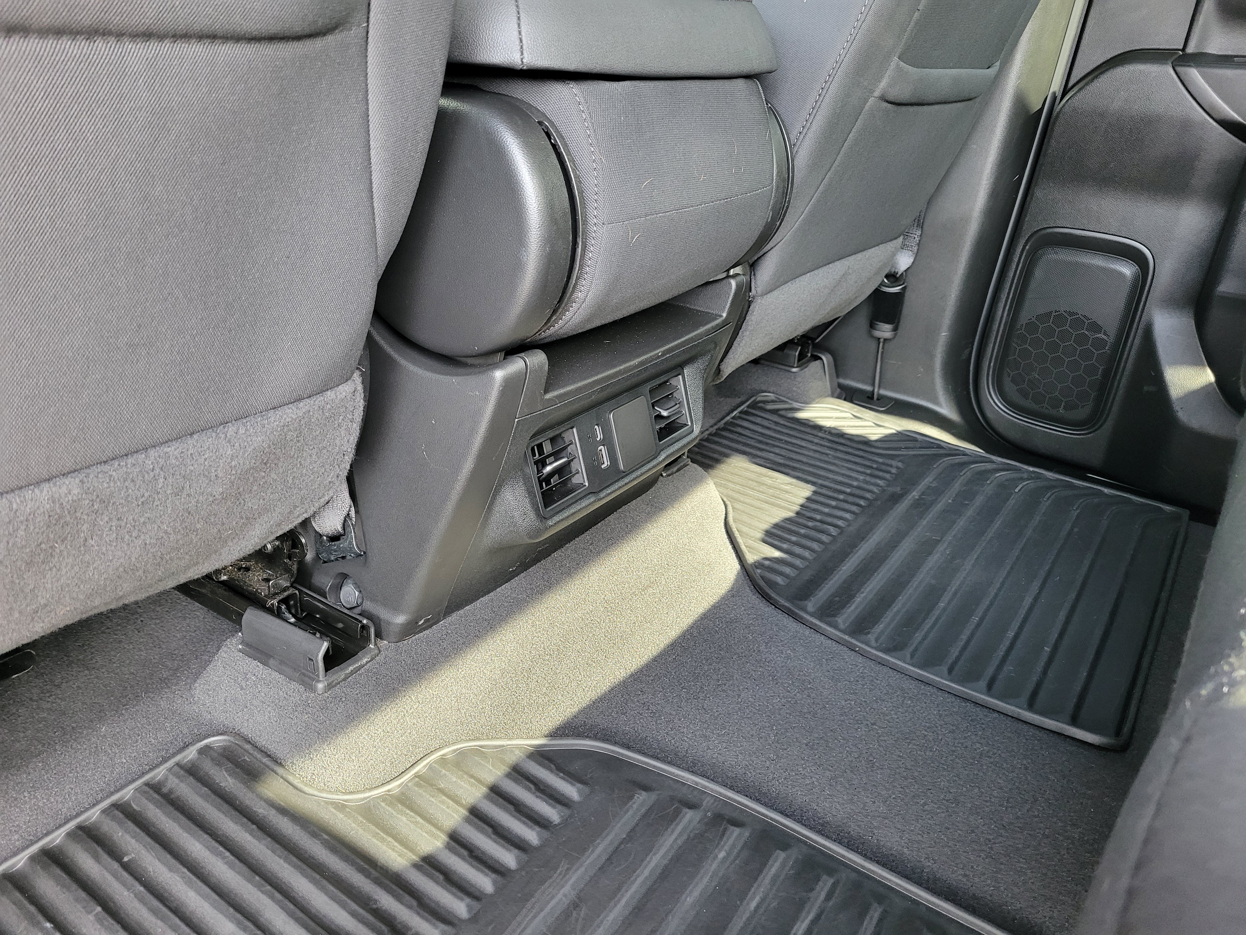 Certified 2024 Chevrolet Silverado 1500 Custom w/ Turbomax Blackout Package RWD image 35